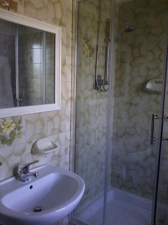 B&B Bosco Fiorito Malgesso Exteriör bild